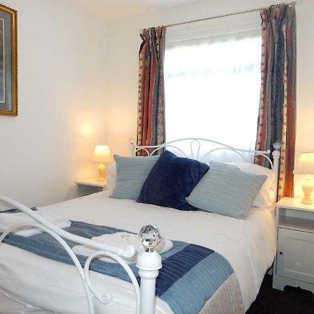 Dartmouth Chalet Holidays Экстерьер фото