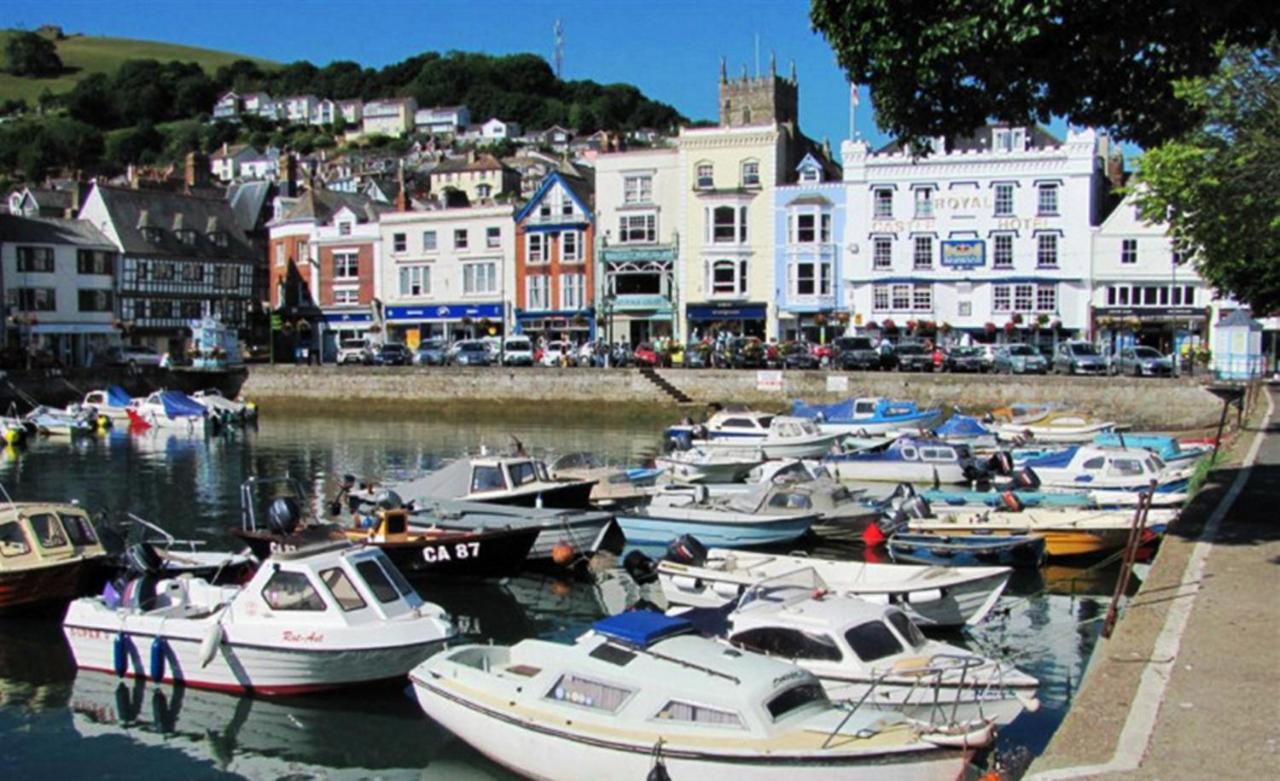 Dartmouth Chalet Holidays Экстерьер фото