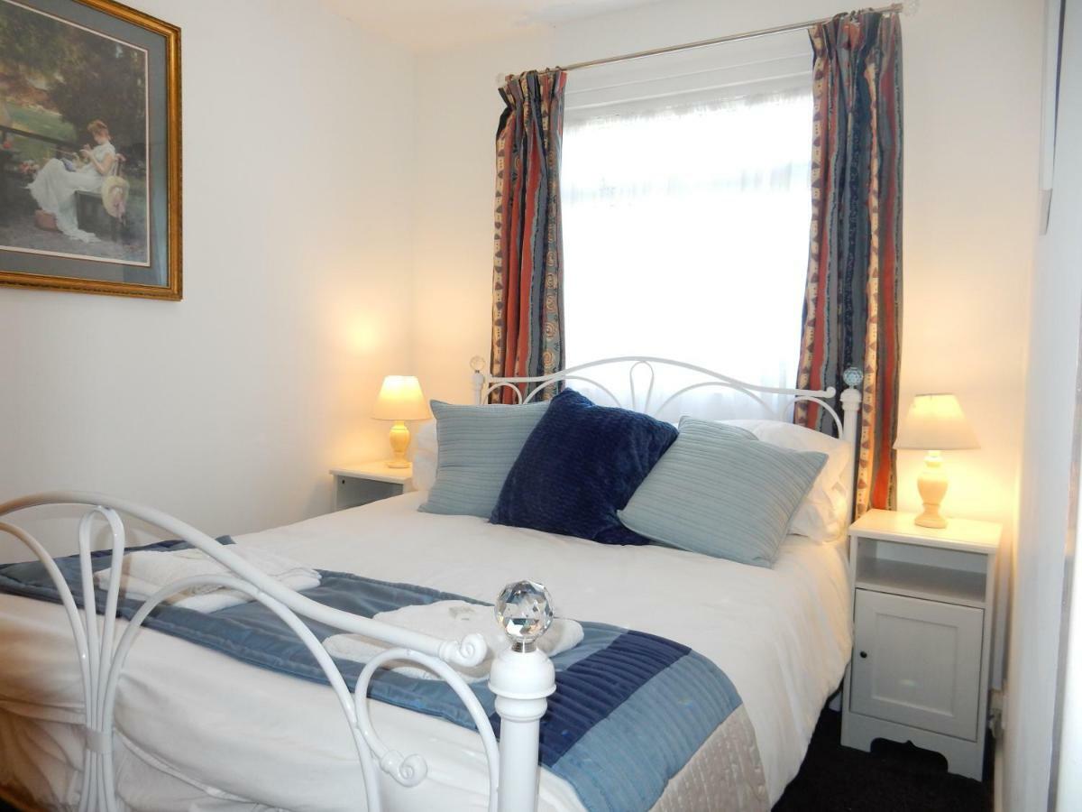 Dartmouth Chalet Holidays Экстерьер фото